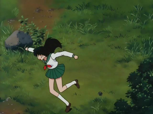 Otaku Gallery  / Anime e Manga / Inu-Yasha / Screen Shots / Episodi / 023 - La voce di Kagome e il bacio di Kikyo / 194.jpg